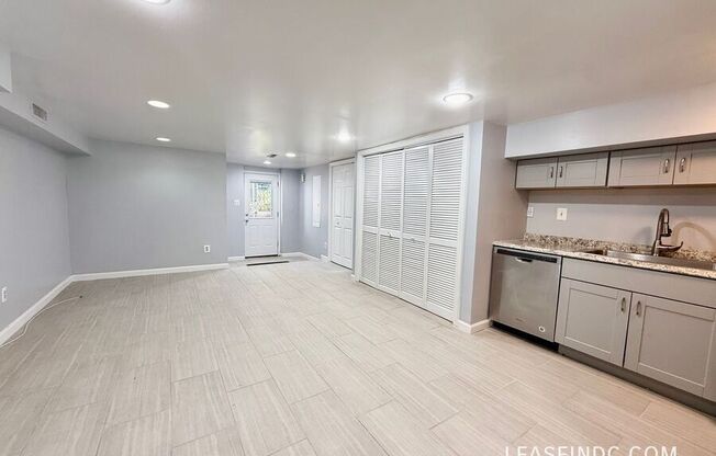 60 S St NW Unit B