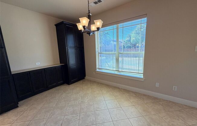 2 beds, 2.5 baths, $2,575