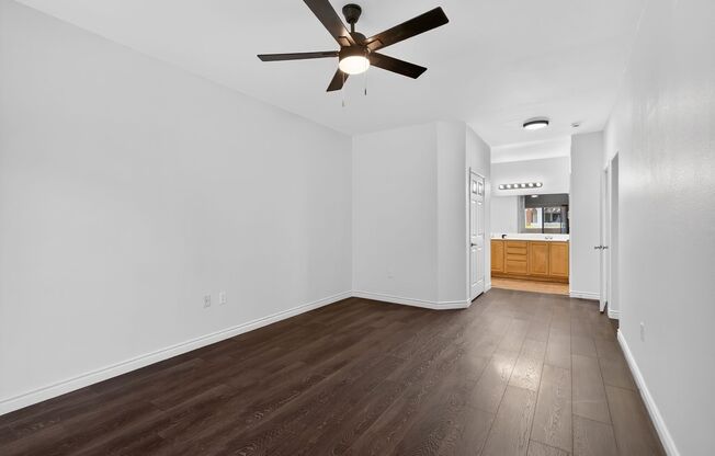 3 beds, 2 baths, $1,680, Unit # 1208