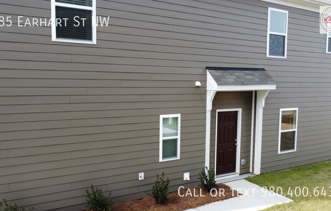 785 EARHART ST NW