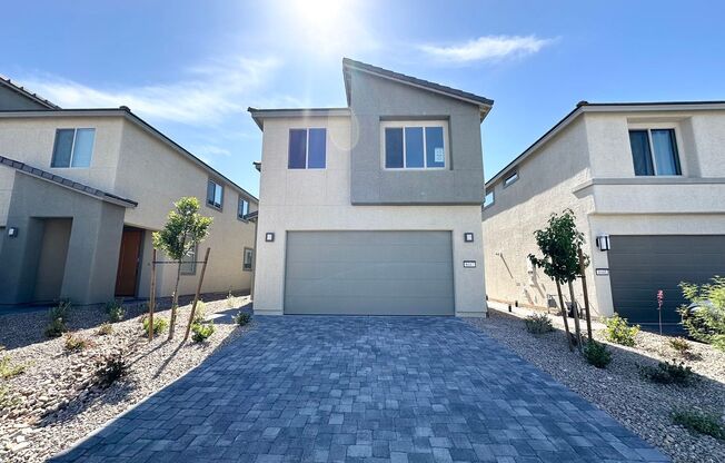 application. Req: All applicants with a minimum 600 credit score and monthly household income 3x the rent amount.  Fantastic 5-bedroom single-family house