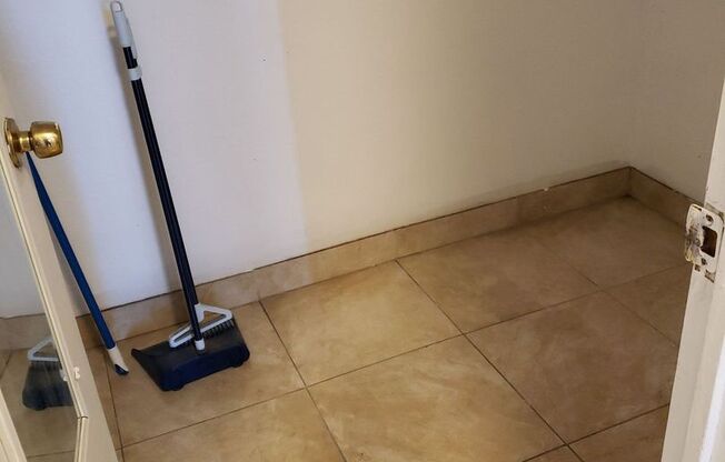 1 bed, 1 bath, $1,800