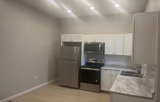 1 bed, 2 baths, $1,250