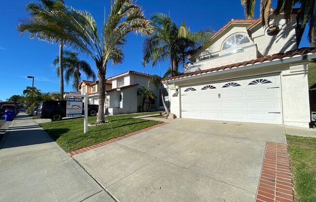 Beautiful 3BD/2.5Bath home within the Rancho Del Oro Village!