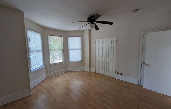 Spacious Home - West Philadelphia