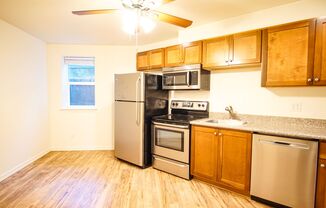Studio, 1 bath, 279 sqft, $1,025, Unit 5607-B03