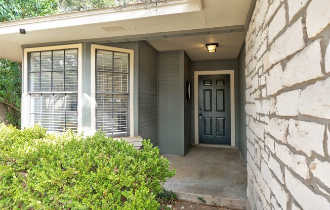 605 RUSSET VLY DR