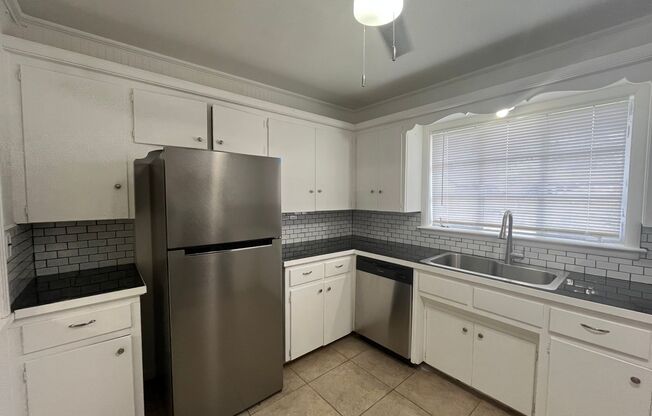 3 beds, 1 bath, $1,495