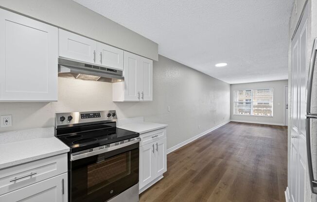 2 beds, 2 baths, 850 sqft, $1,795, Unit D205