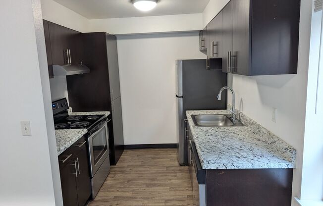 S0607 - Roseland Apartments
