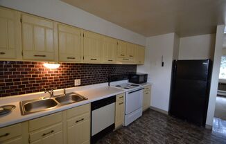 2835 Montebello Drive, West