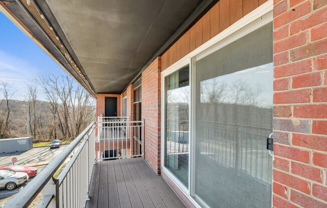 Hillsdale Manor Apartments