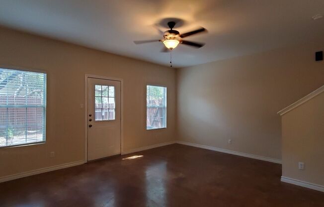 Newly Renovated Town-home