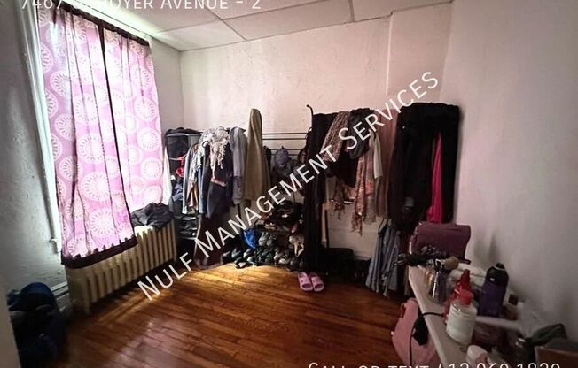 7467 SCHOYER AVE