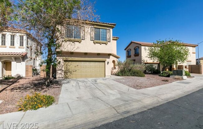 NEWLY REMODELED 4 BED HOME IN GATED COMMUNITY WITH SOLAR!