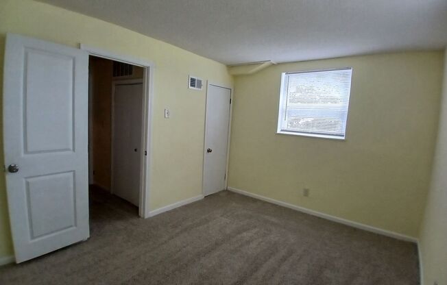 3 beds, 1 bath, $1,400