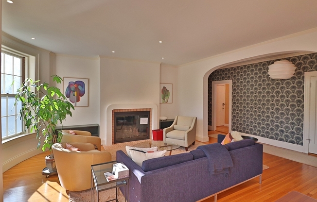 141 BEACONSFIELD RD