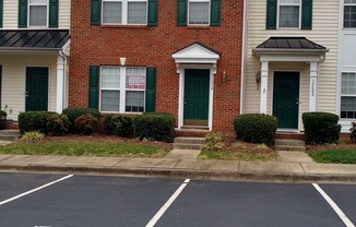 TOWNHOME IN SOUTHWEST MECKLENBURG/2 BR 2.5 BATH