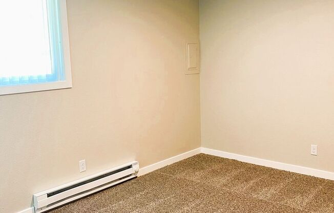2 beds, 1 bath, 830 sqft, $1,435, Unit P-248