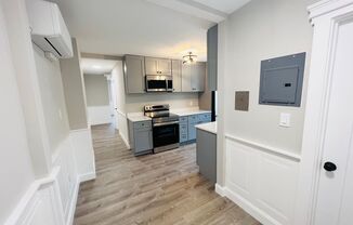 2 beds, 1 bath, $2,750