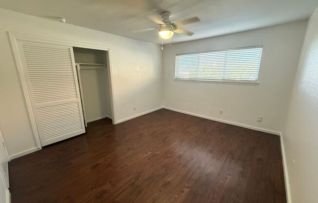 2 beds, 1 bath, 954 sqft, $1,705, Unit RRO-203