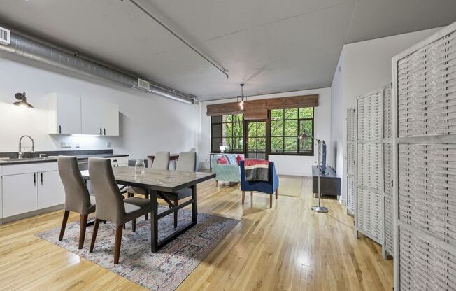 McKenzie Lofts - 2nd floor west facing Pearl District studio w/parking/storage/covered balcony