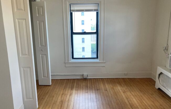 2 beds, 1 bath, 802 sqft, $1,399, Unit 1301-66