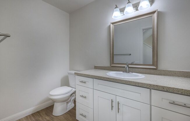 3 beds, 1.5 baths, 1,250 sqft, $2,995