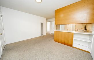 3 beds, 1 bath, $2,795, Unit D