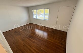 3 beds, 1 bath, $1,295