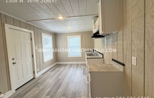 1508 W 36 ST