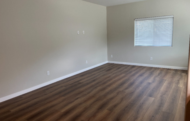 238 N DREXEL AVE