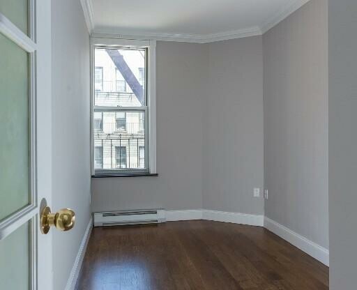3 beds, 1 bath, $6,495, Unit 4A