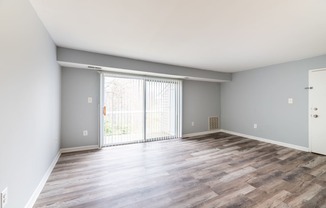 Unfurnished Living Room at BellaVistar, Virginia, 22191