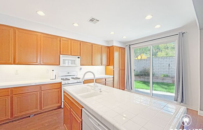 SD: Spacious 4BD/2.5BA in San Marcos w/ Solar, Upstairs Family Room & 2-Car Garage!