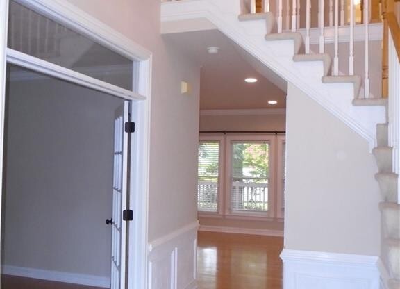 1106 OLD COACH RD
