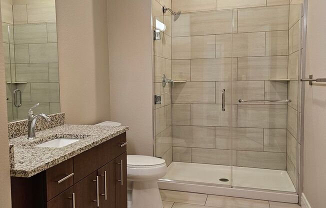 1 bed, 1 bath, 881 sqft, $1,700, Unit 302