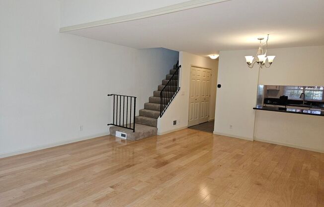 Superb Location for this Spacious 2 Bedroom 1.5 Bath Campbell Townhouse