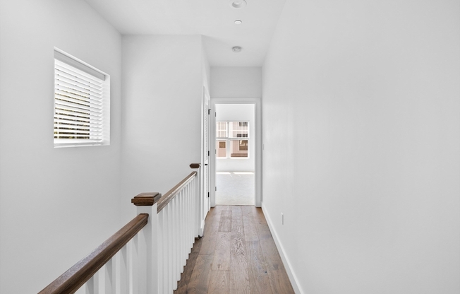 3 beds, 3.5 baths, 2,615 sqft, $5,250, Unit 5