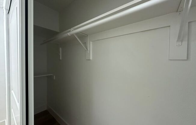 1 bed, 1 bath, $1,695, Unit 9