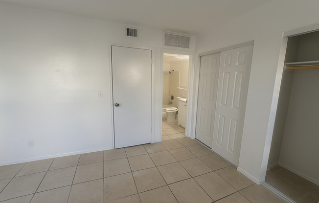 1400 S Broadway Lantana, FL 33462