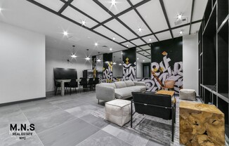 2 beds, 1 bath, $2,724, Unit J4