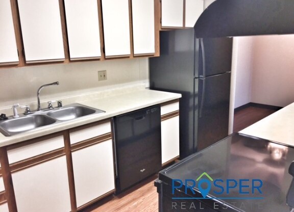 2 beds, 1.5 baths, 760 sqft, $925, Unit PU400X-053