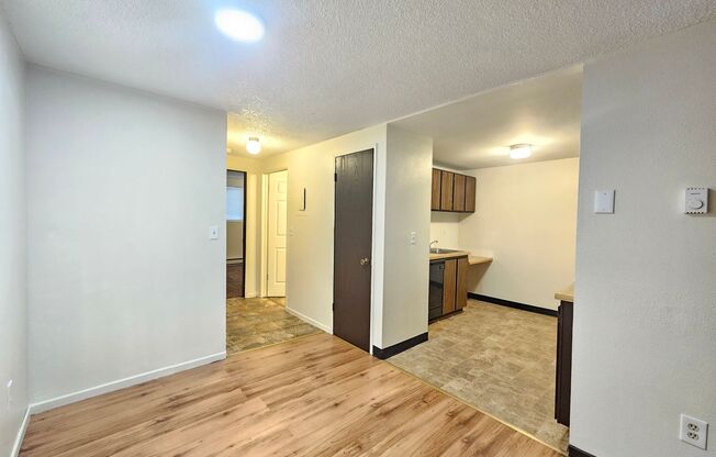 1 bed, 1 bath, 516 sqft, $950, Unit 43