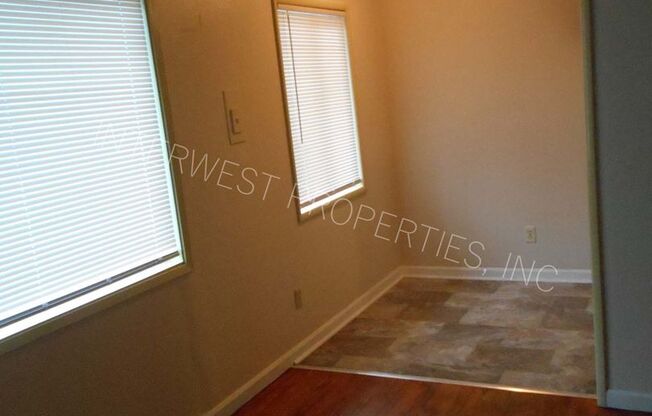 1 bed, 1 bath, 450 sqft, $1,295, Unit 12408