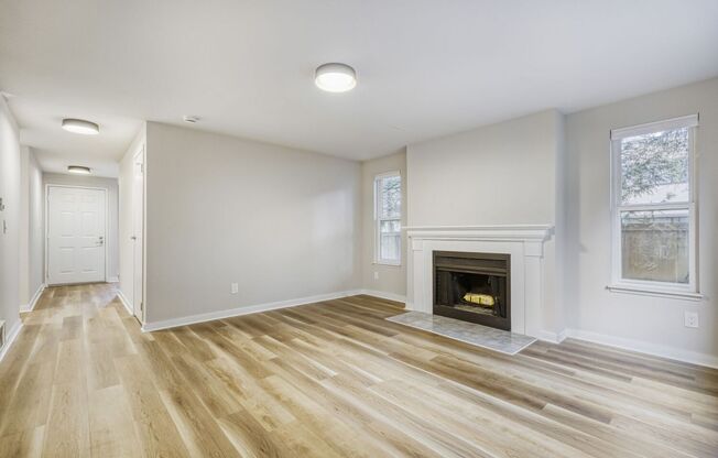 1 bed, 1 bath, 800 sqft, $2,095, Unit Unit B101