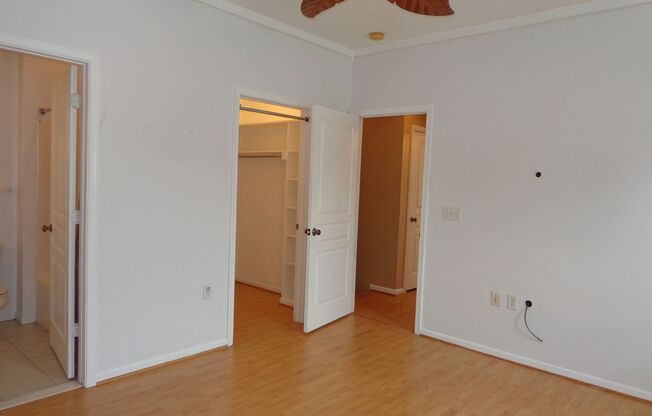 2 beds, 2.5 baths, $1,995