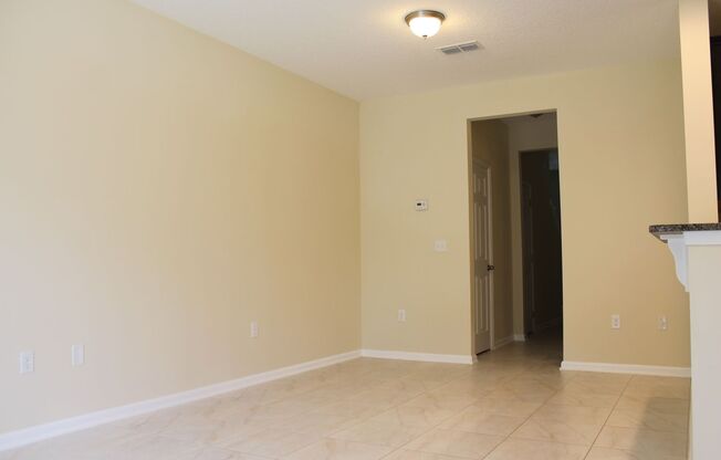 What A Deal! 2-bedroom 2.5 bath Townhome in Old Moultrie Village St Augustine