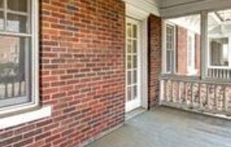 Charming Apartments in the Heart of Virginia Highland!