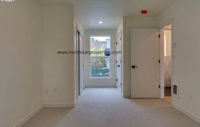 2 beds, 2.5 baths, $2,975, Unit MU-DIVI3019